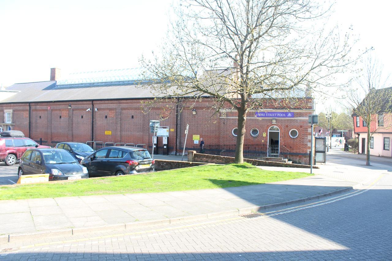 Star Apartment Ipswich Eksteriør billede